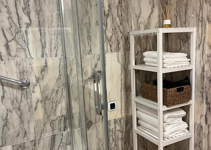 Lejlighed 1º B Bbb *